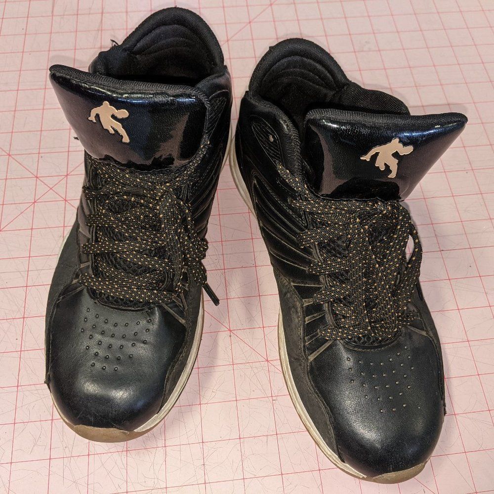 AND 1 Men's Basketball Shoes Size 10.5 Leather